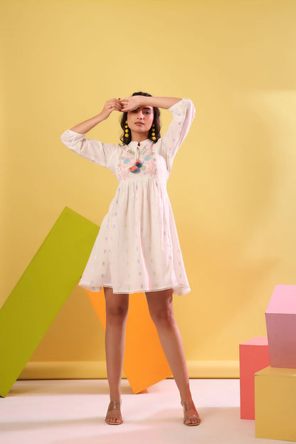 Embroidred White Short Dress