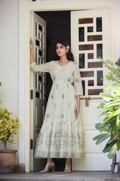 The Beauty Dress
