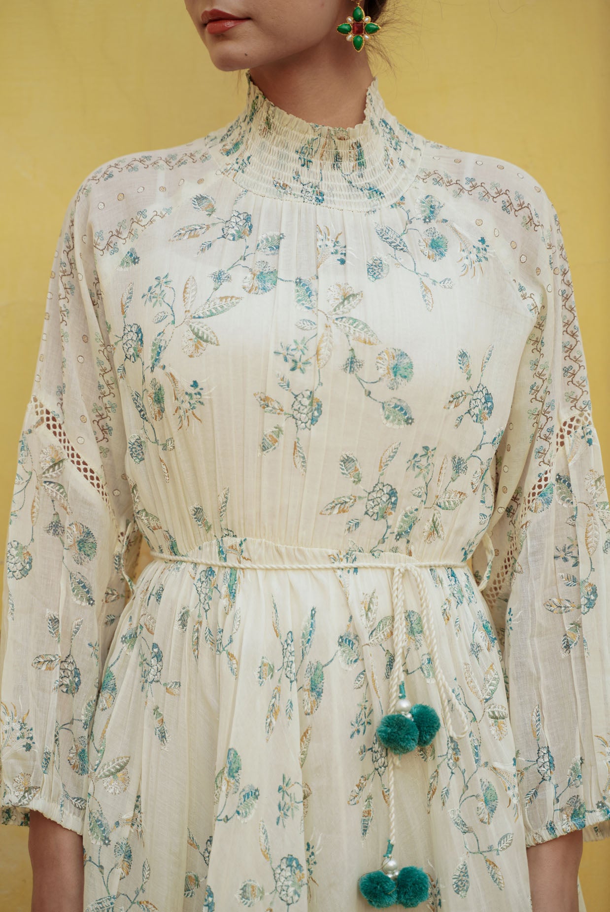 The Extraodinary Dress