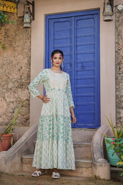 The Graceful Dress
