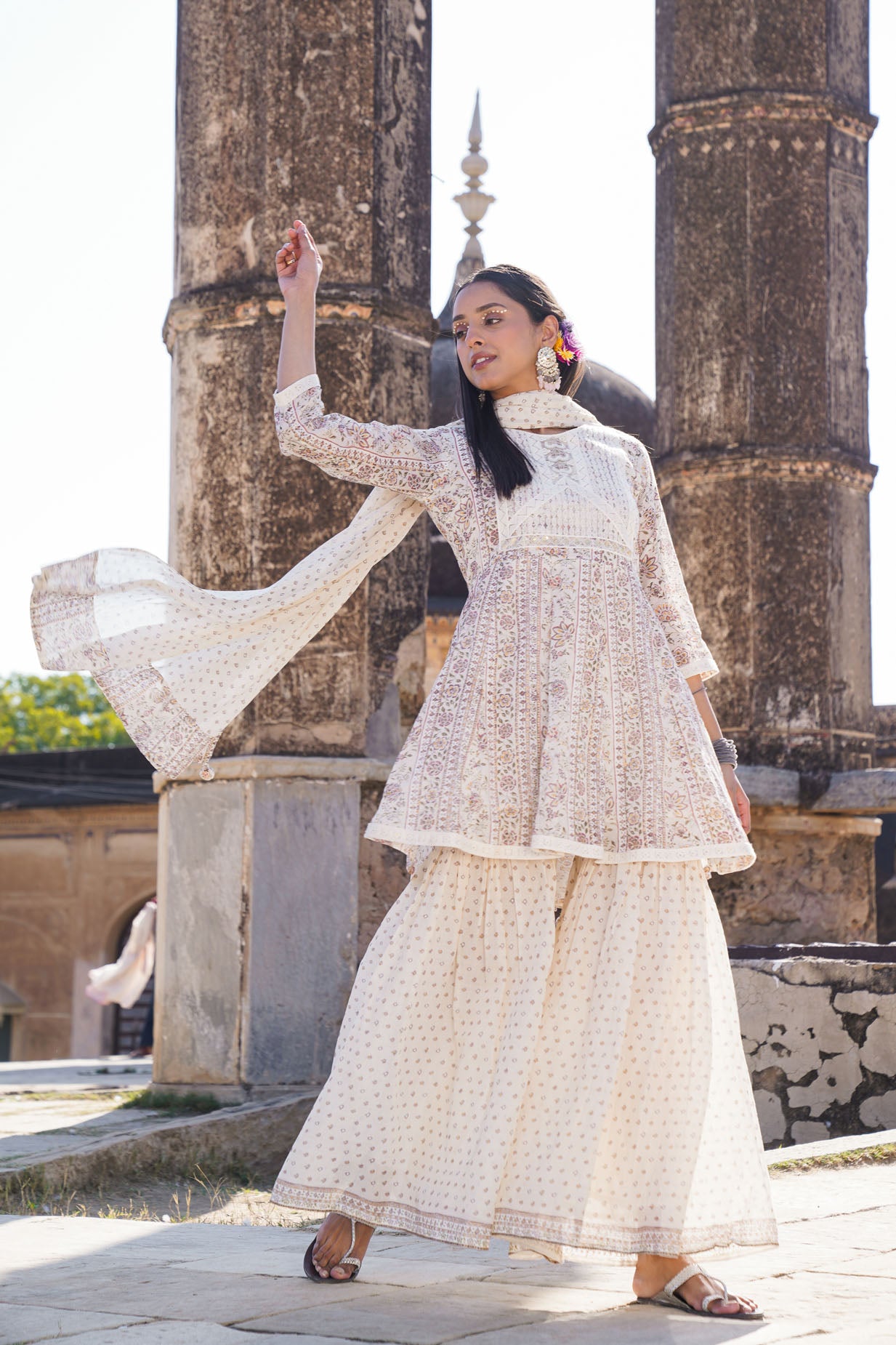 The Cute Sharara